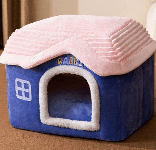 Cozyfold foldable pet house, perfect winter bed for small pets.