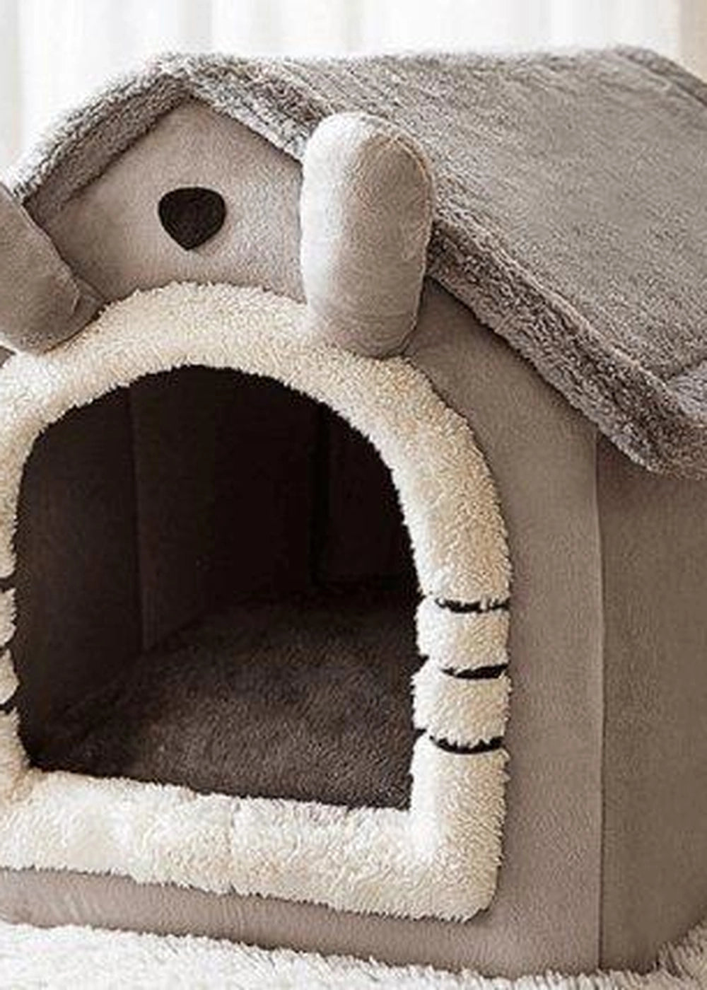 Cozyfold Foldable Pet House - Winter Bed - optimized image