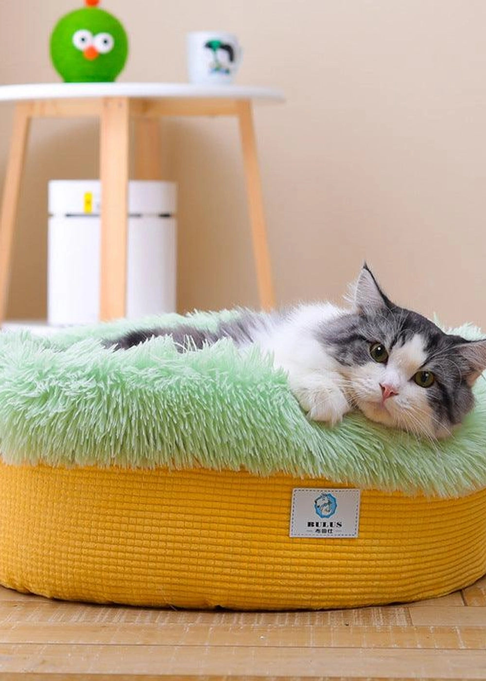 Luxury Plush Winter Nest Pet Bed - optimized image